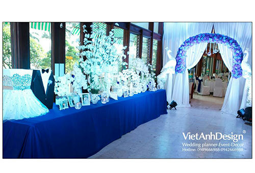 Với gói quà tặng 120 triệu đồng, VietAnh Design sẽ thiết kế và trang trí toàn bộ tiệc cưới