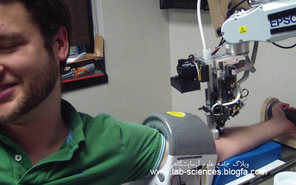 ربات خون گیر