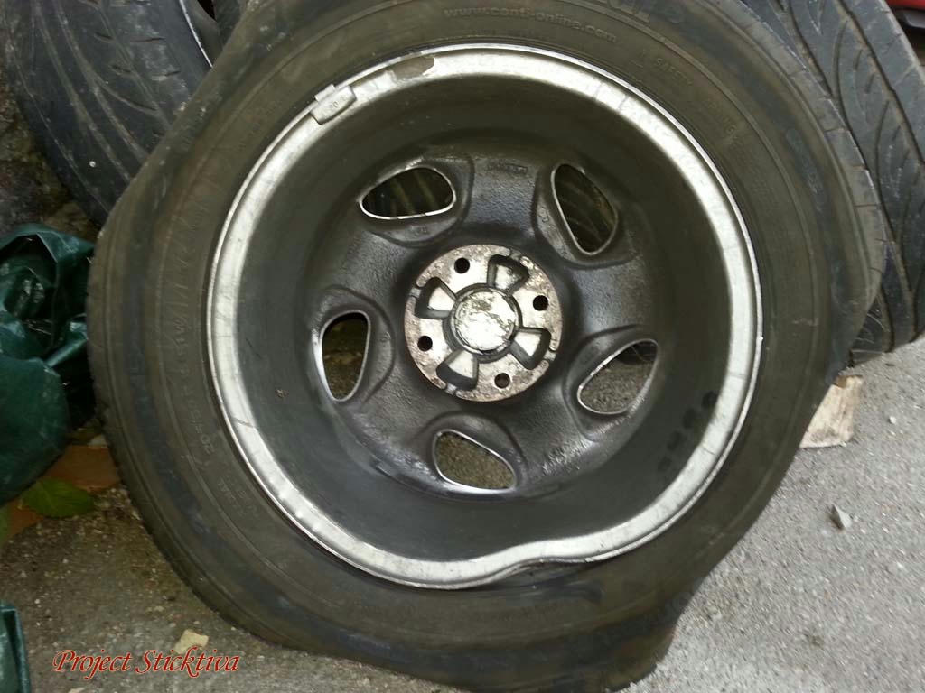 Buckled alloy wheels Page 1 General Gassing PistonHeads UK