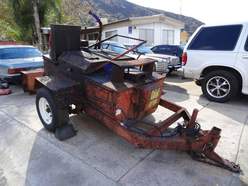 Tar Kettle Hot Pot Trailer Propane Heated Sprayer Commercial Equipment