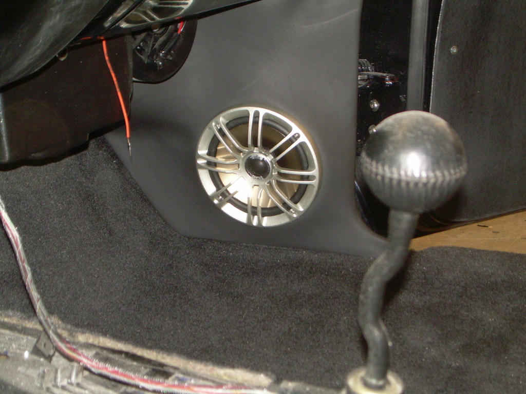 where to put speakers? El Camino Central Forum