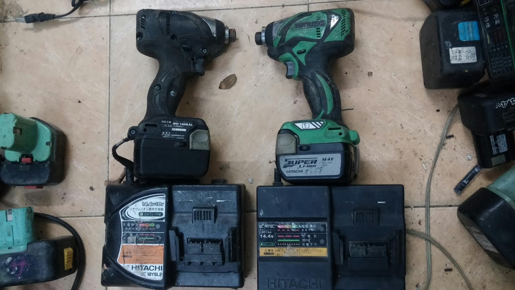 Chuyên bán dụng cụ cầm tay , hàng nội đia nhật