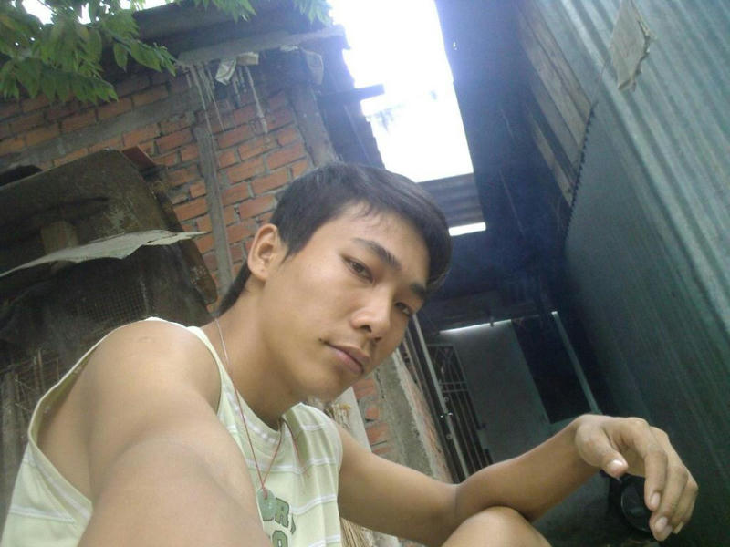 7t15rhml6gr8au05g.jpg