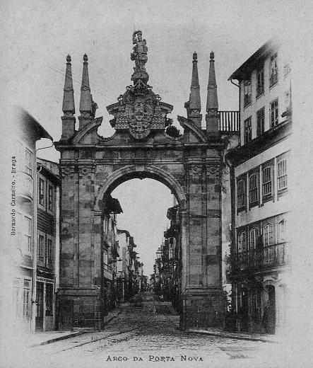 Arco da Porta Nova