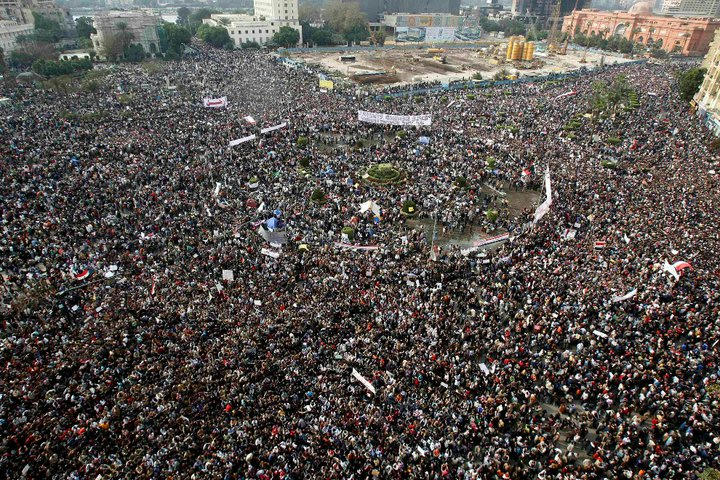 موضوع رائع عن الثورة المصرية بالصور والفيديو