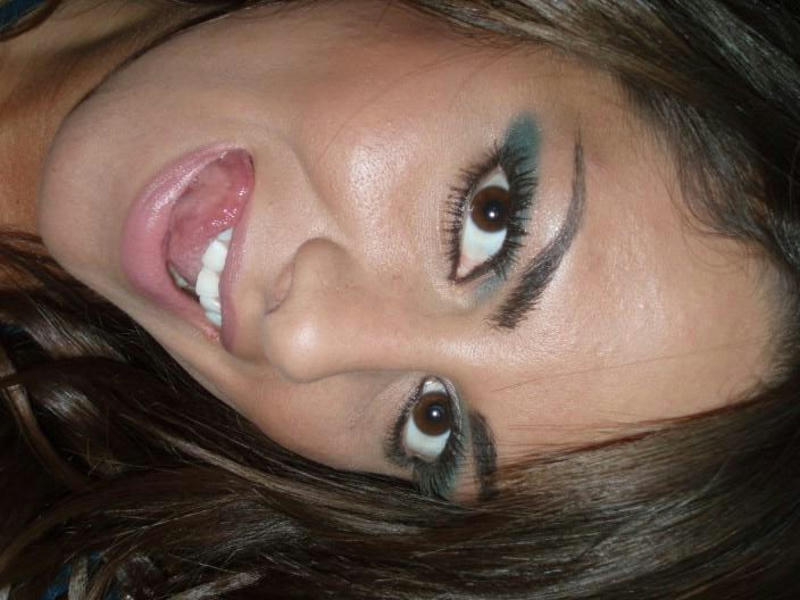 Dulces y Tiernas (+19) Dulces y Tiernas (+19)