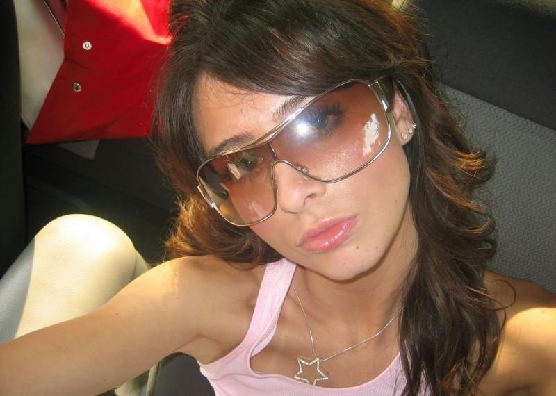 Dulces y Tiernas (+19) Dulces y Tiernas (+19)