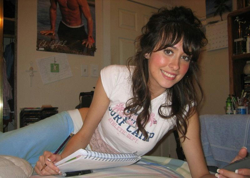 Dulces y Tiernas (+19) Dulces y Tiernas (+19)