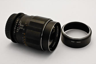 Photo image of Cimako 135mm f2.8. Shot with Canon EOS 550d and Zuiko 50mm f1.8.