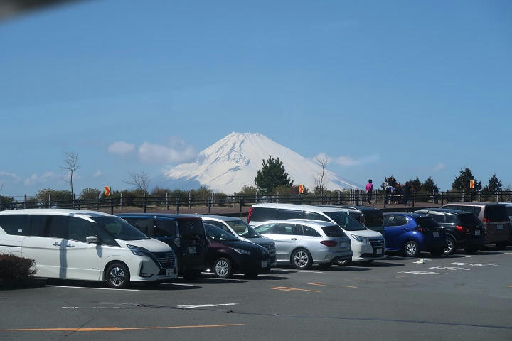 写真（十国峠登り口）