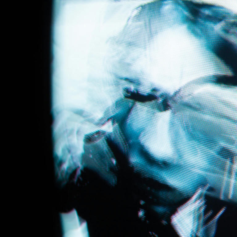 safeword (Single) Album Art