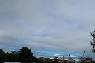 写真（昼過ぎの天空その2）