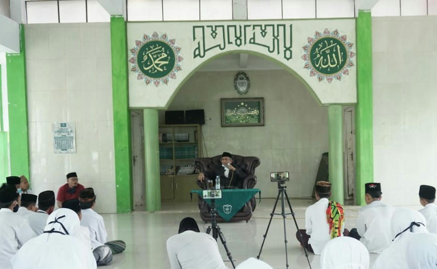 Berkah, Program Tahfizul Qur’an Ponpes Al-Hikmah Mugarsari Dikukuhkan KH. Dr. Ahsin Sakho Muhammad, MA