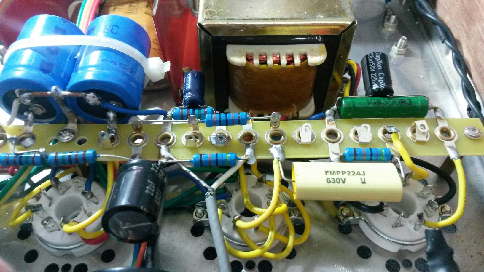 225f1qtiqfdokhdzg.jpg
