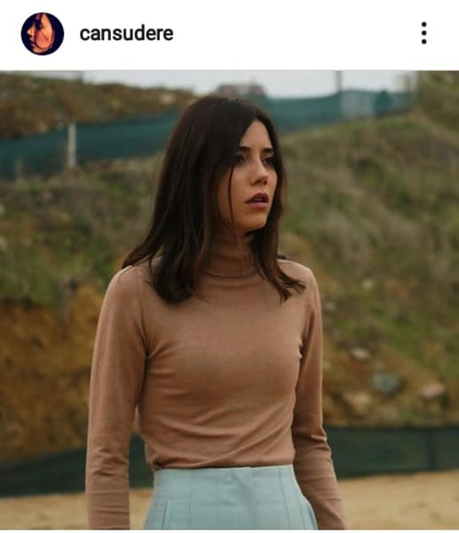  Cansu Dere 3 