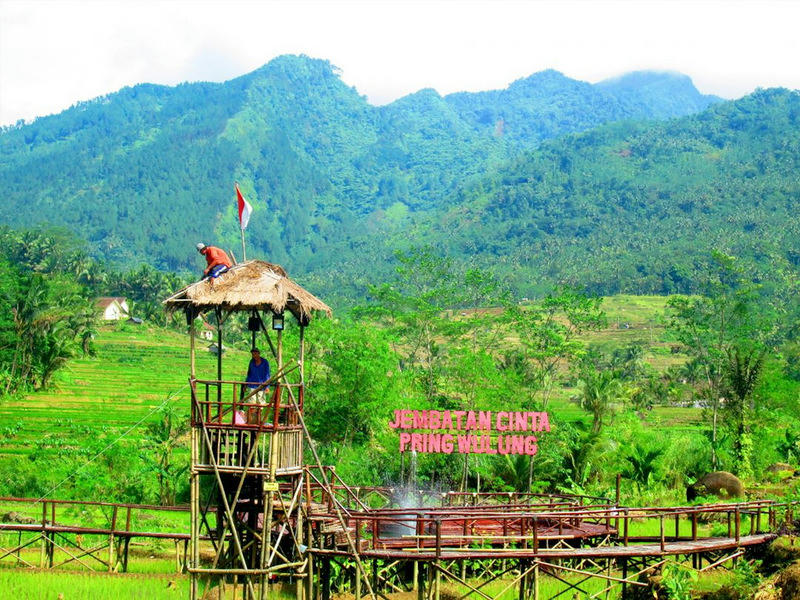 Jembatan Cinta Pring Wulung
