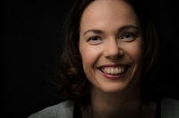 Xenia Melzer author pic