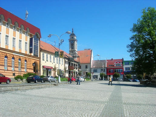  Plaza-de-Uherský-Brod