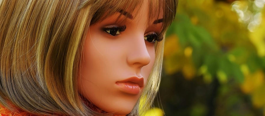  En algún punto del desarrollo de la ciencia, a medida que esta se hacía más y más compleja se fue alejando del común de las personas debido a los impresionantes costos de un laboratorio totalmente equipado, pero esto está cambiando con la llegada de nuevas tecnologías como la Internet, las impresoras 3D, los ordenadores, etc 