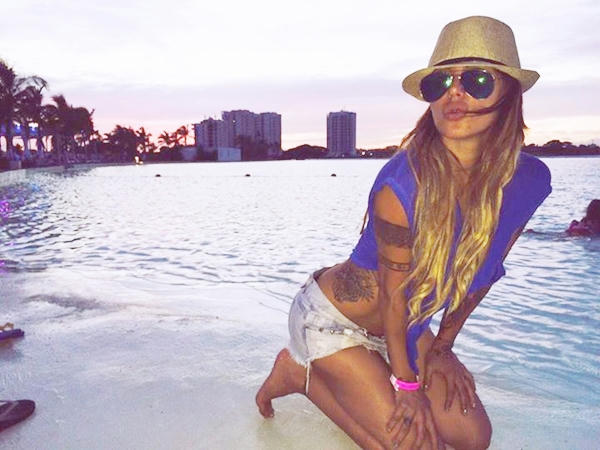 Tras-reconocer-su-fatal-error,-Angie-Jibaja-se-alista-a-seguir-viviendo