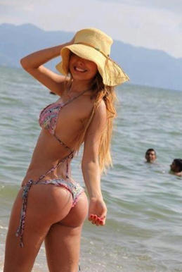  La sensual modelo colombiana Yeimi Pachón Rey fue arrestada y judicializada por el secuestro, tortura y hurto agravado del que fue víctima otra bomba sexy, la modelo Carolina Muñoz 