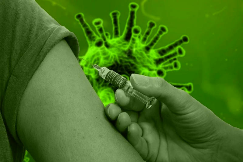 Se sigue dando prioridad a la protección de las poblaciones con mayor riesgo de muerte y enfermedad grave a causa de la infección