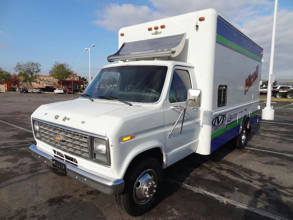 1981 Ford cutaway motorhome #2